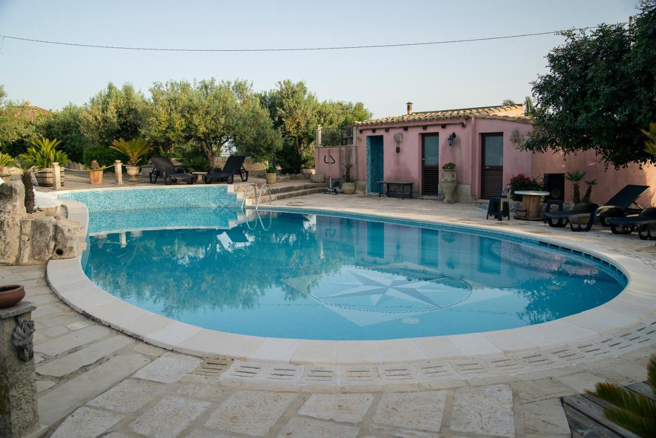 Villa Virginia Ragusa Bagian luar foto